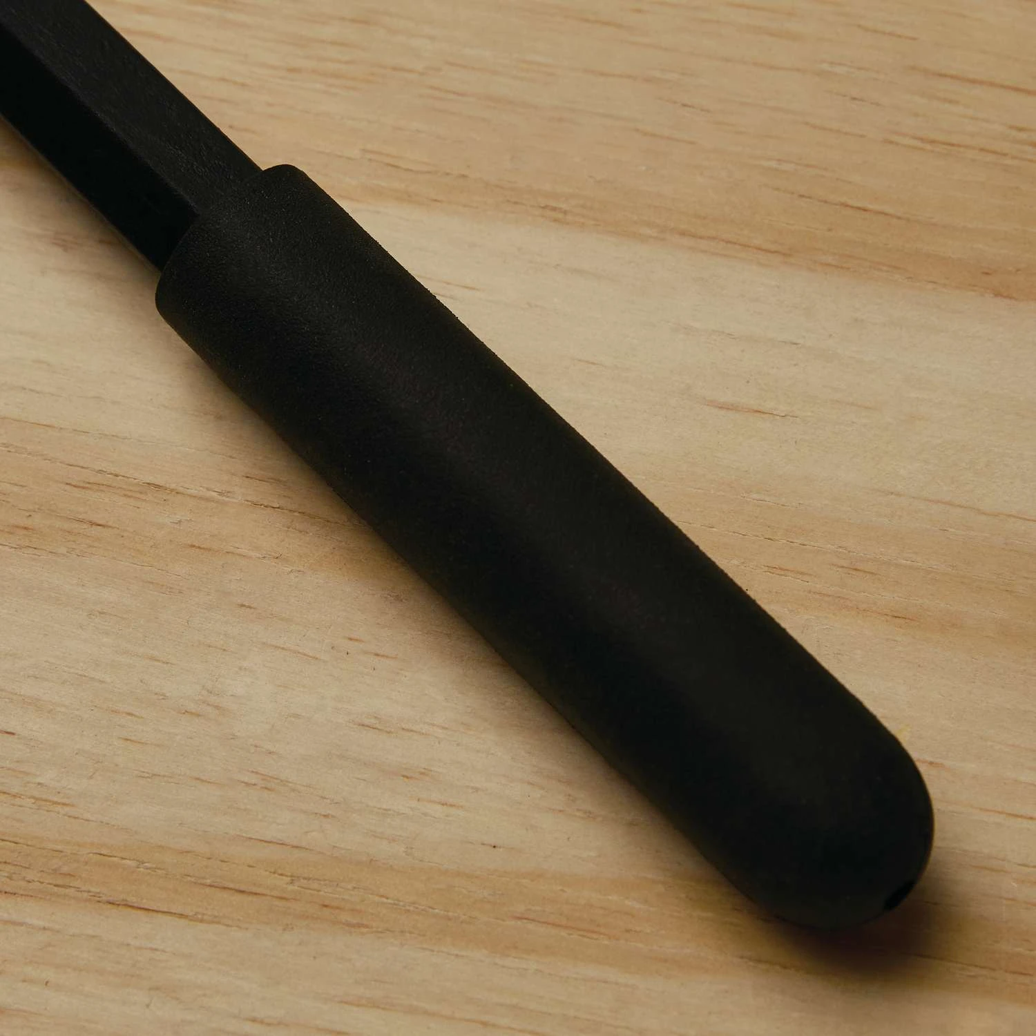 Stanley 10-1/4 In. 90-Degree Nail Puller 1 Pc 6 Stanley 10-1/4 In. 90-Degree Nail Puller 1 Pc - Image 5