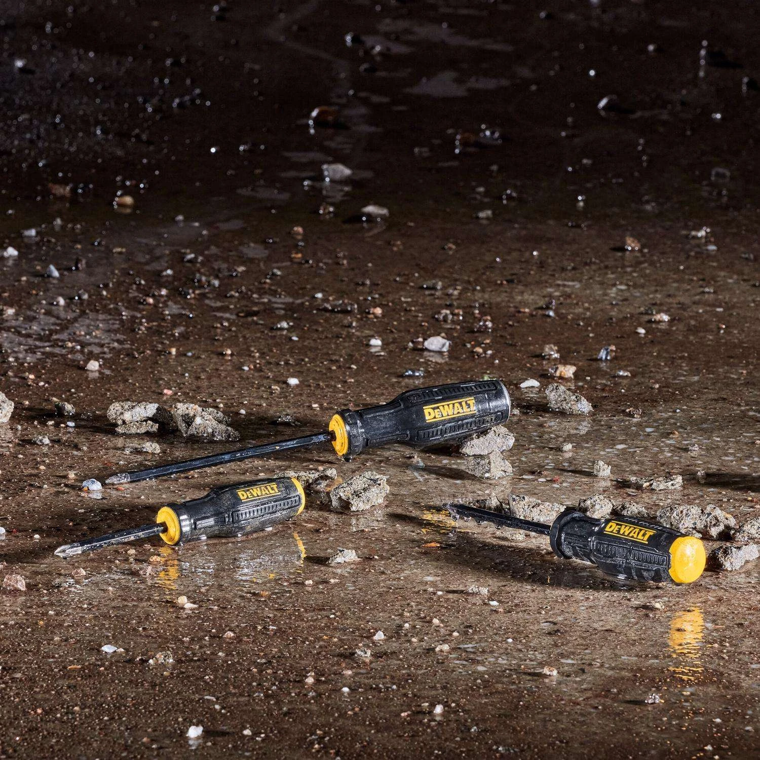 DeWalt ToughSeries Demolition Screwdriver Set 8 Pc 7 DeWalt ToughSeries Demolition Screwdriver Set 8 Pc - Image 5